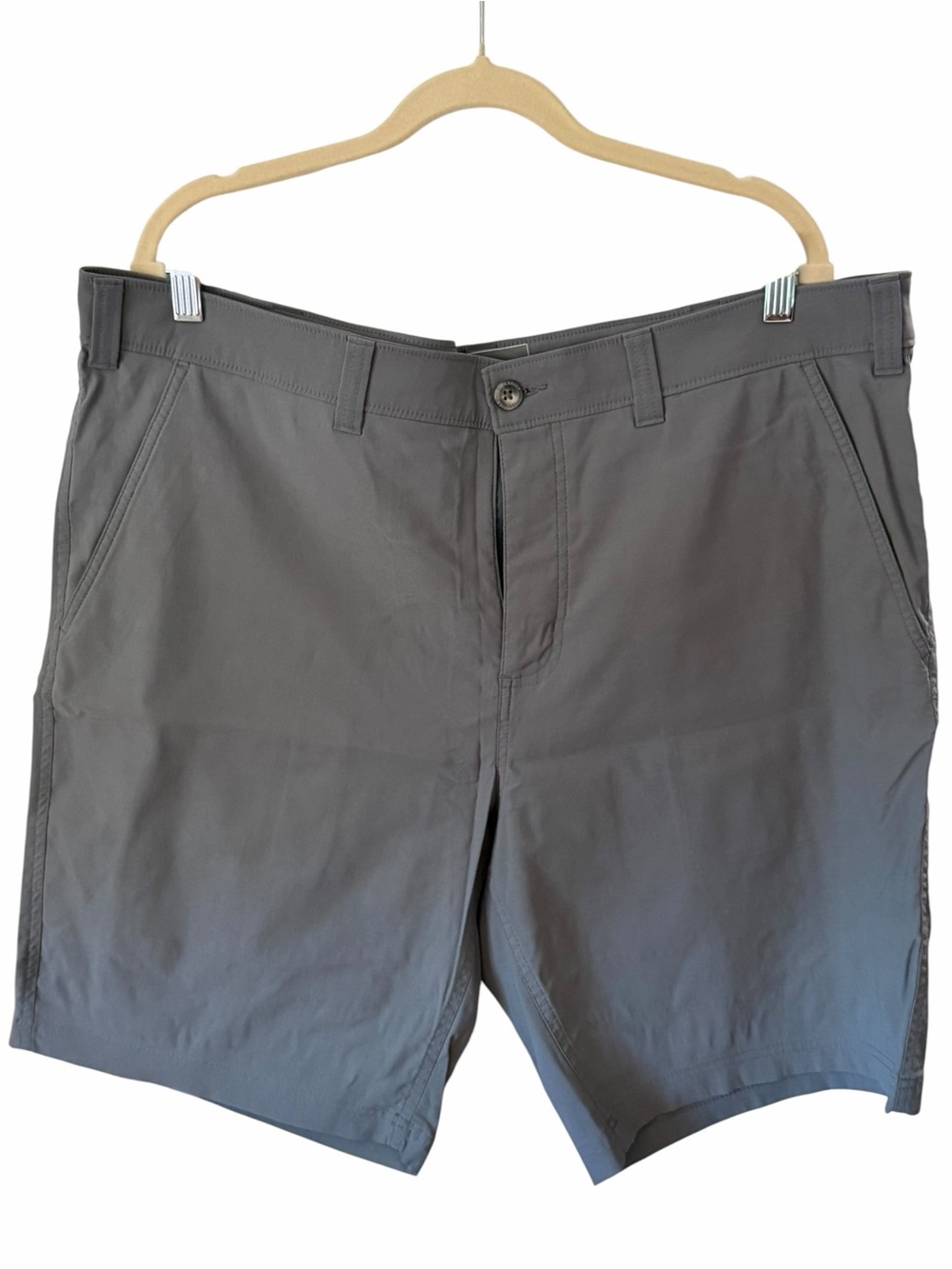 Eddie Bauer Travex Gray Performance Travel Shorts Men’s 40 Stretch Outdoor